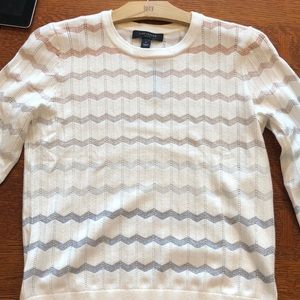 Long sleeve lightweight sweater
